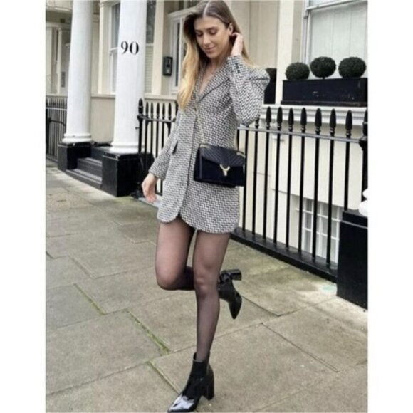 ZARA | Open Back Blazer Dress in Black/White Houndstooth - Picture 13 of 13